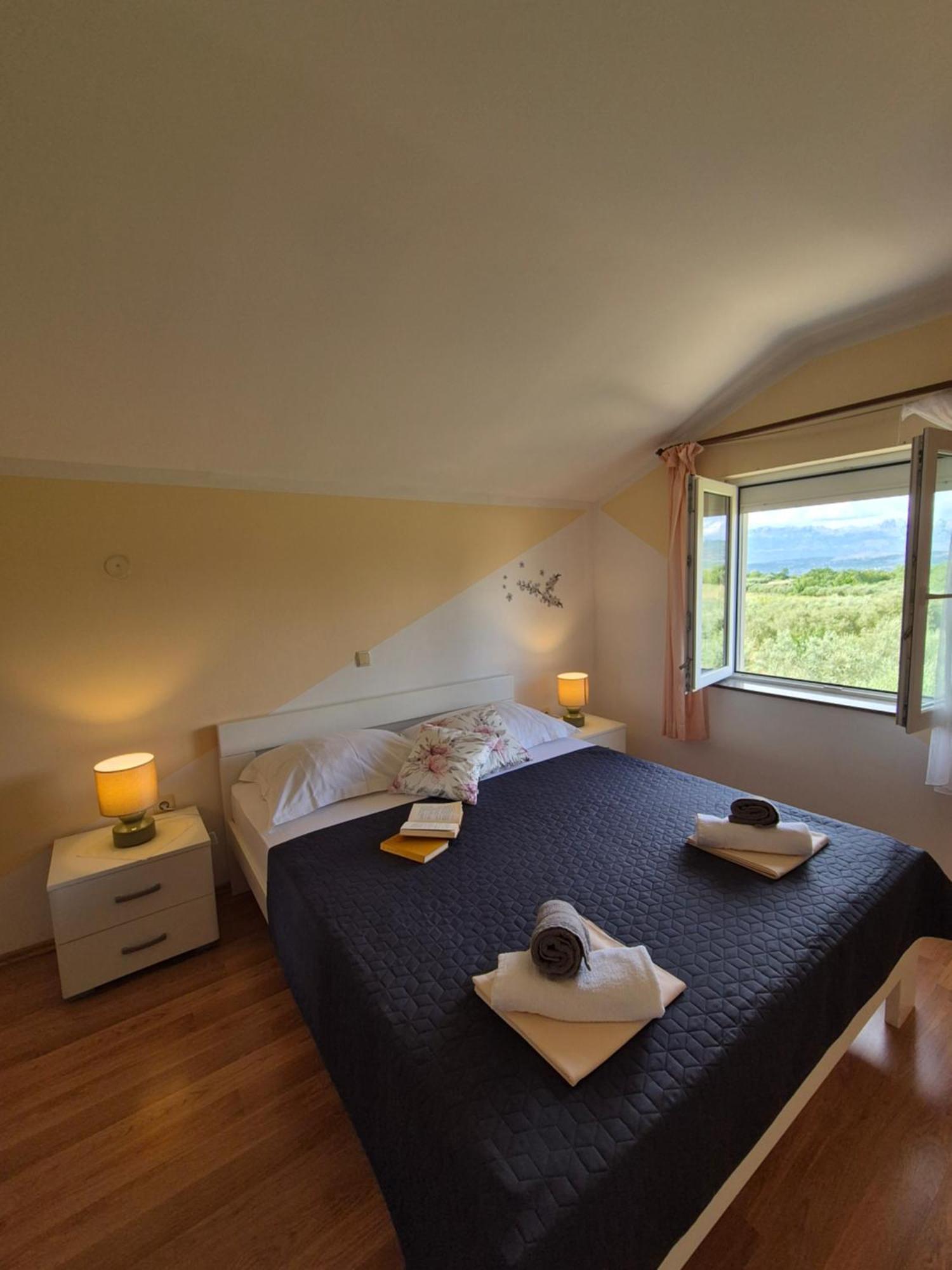 Pridraga Apartman Lucija מראה חיצוני תמונה