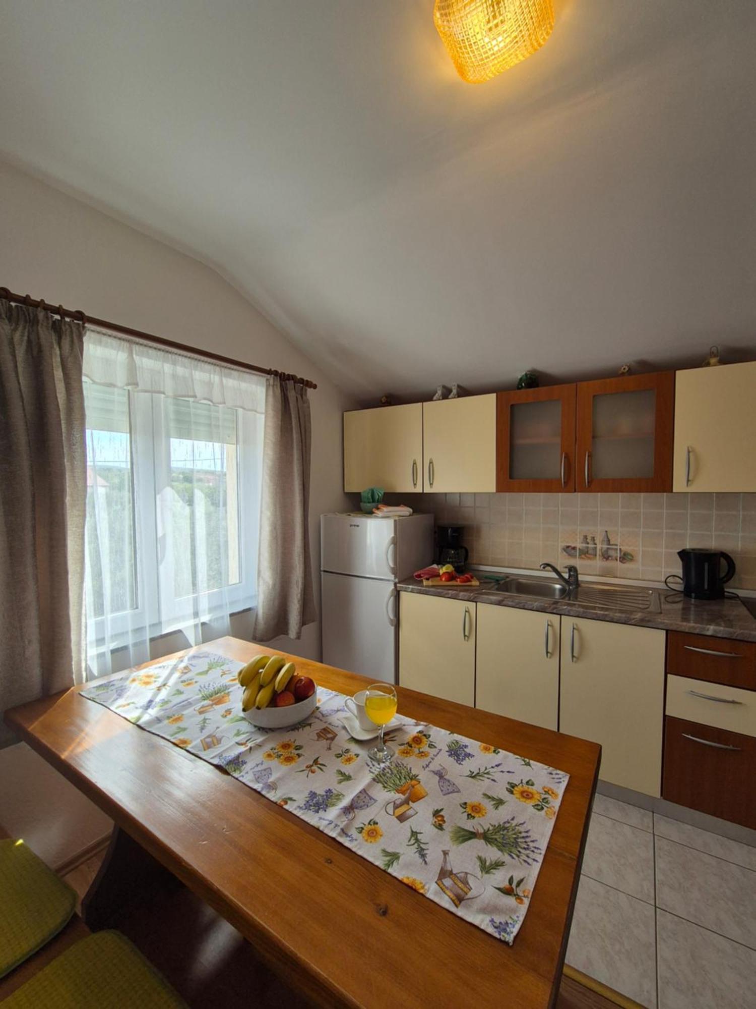 Pridraga Apartman Lucija מראה חיצוני תמונה